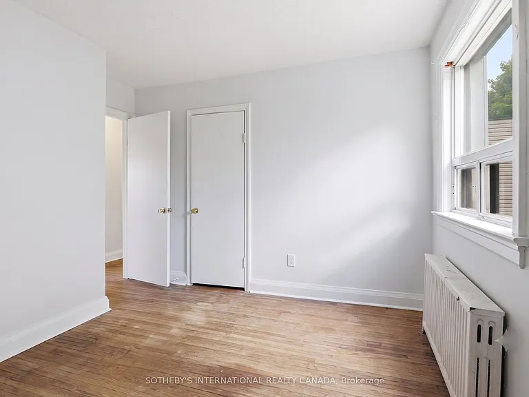 676 Beresford Ave #UPPER — Photo 11