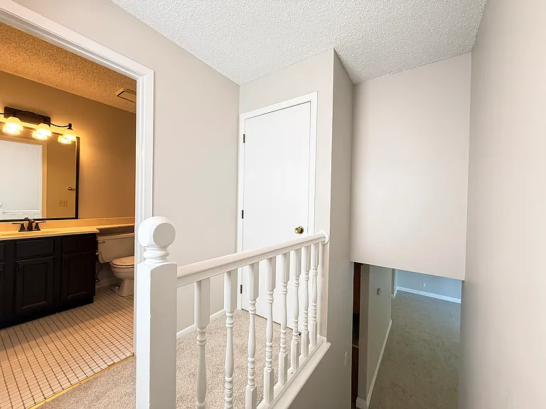 4601 Saddlewood Dr — Photo 24