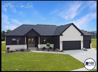 122 Stone Canyon Blvd, Foristell, MO 63348