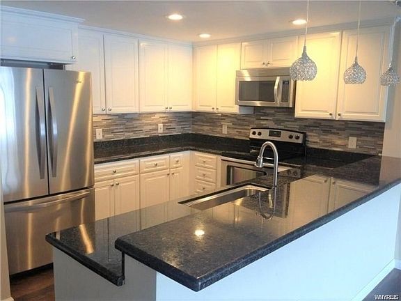 4th image of 40 Waterfront Cir #1-101