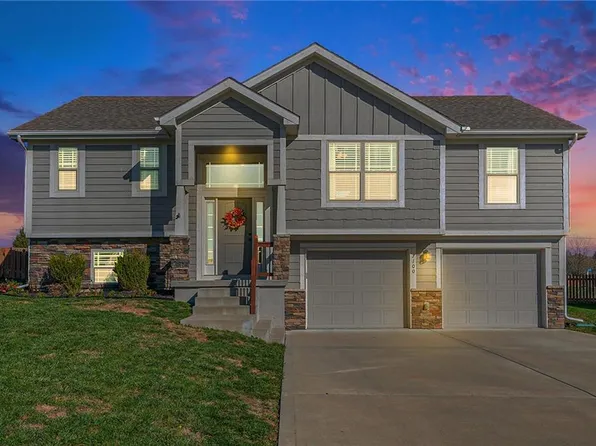 7100 NE 115th Ter, Kansas City, MO 64156