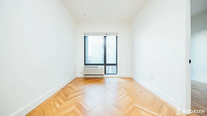 Rented by Nooklyn NYC LLC | media 21