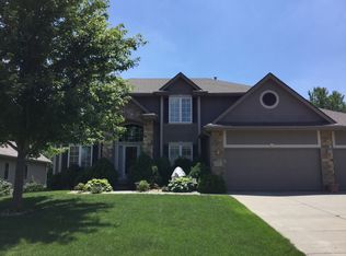 15827 Craig Ave, Bennington, NE 68007