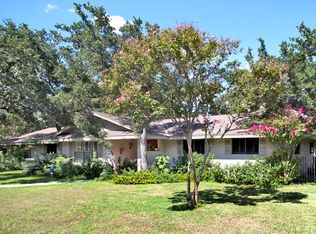 309 Meadowbrook Dr, Hollywood Park, TX 78232