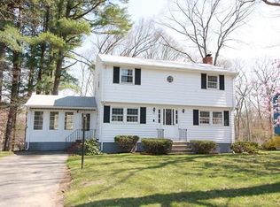 33 Phillip Ave, Burlington, MA 01803