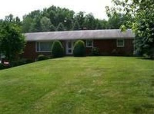 10717 McCallum Ave NE, Alliance, OH 44601