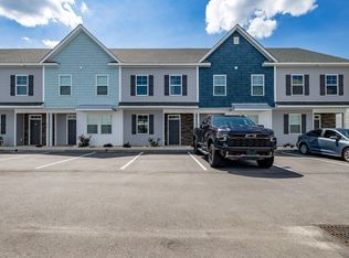 419 Sunfish Ln, Sneads Ferry, NC 28460