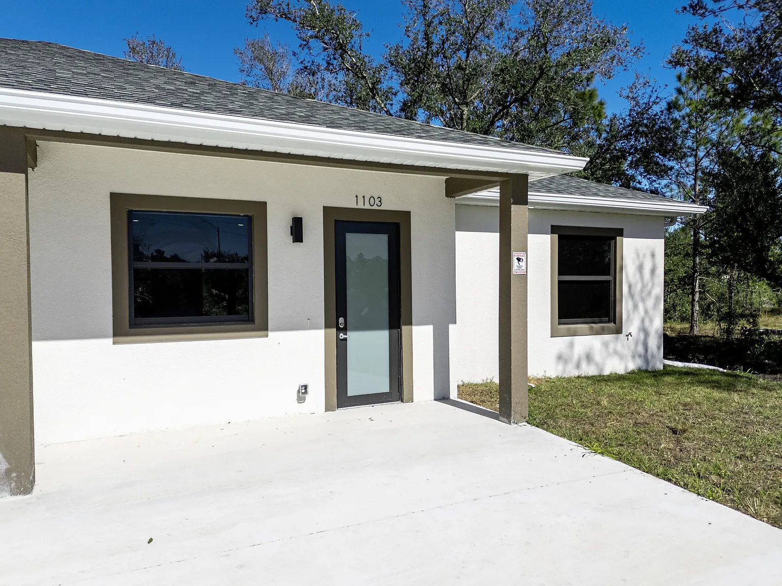 1103 Meadow Road — Photo 3