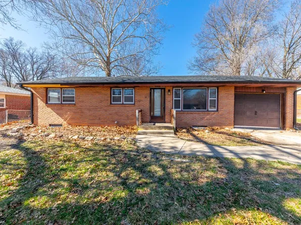 1933 Judson St, Manhattan, KS 66502