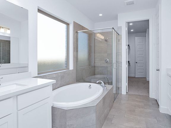 5th image of 21318 Manatee Rock Ln