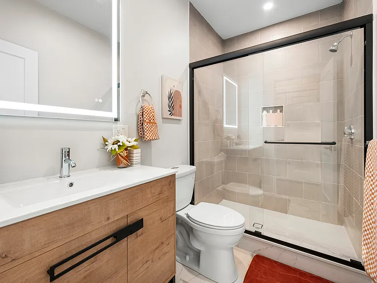 21 Bolton St #2 — Photo 25