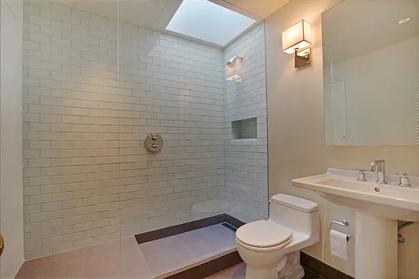 Rented by Corcoran | media 29