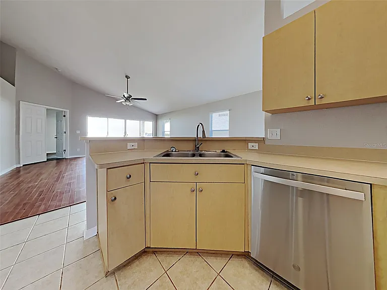 3110 Summer Cruise Dr — Photo 19