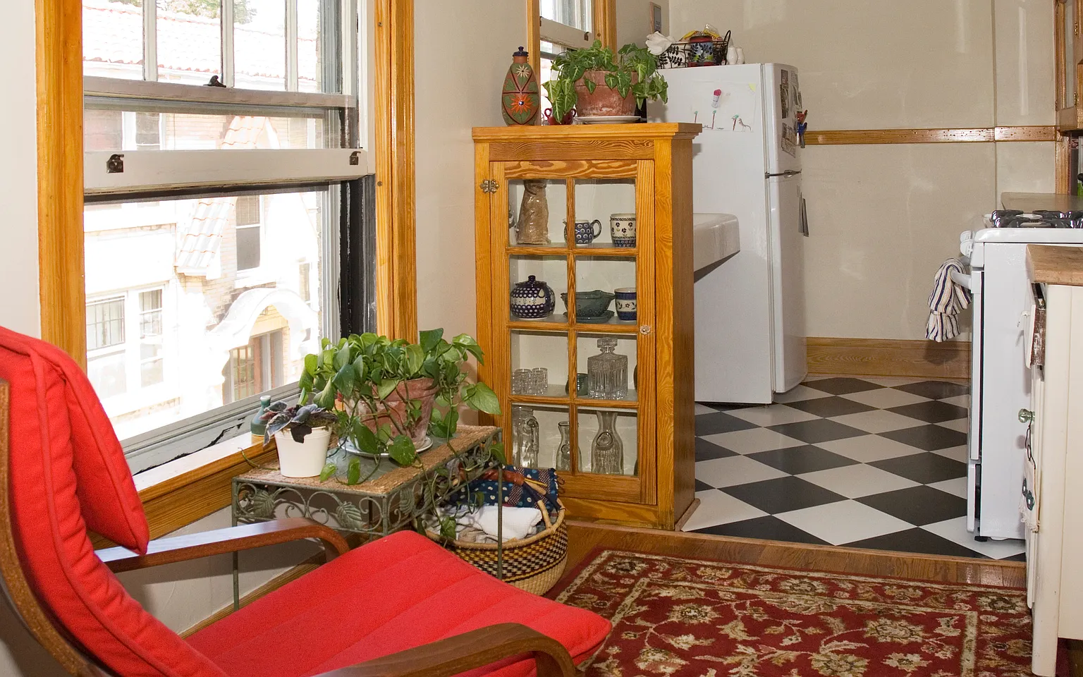 Crescent Garden Apartments — Photo 2