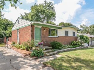 350 Skydale Dr, Ann Arbor, MI 48105