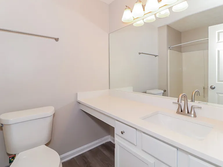 4832 Helga Way NE — Photo 16