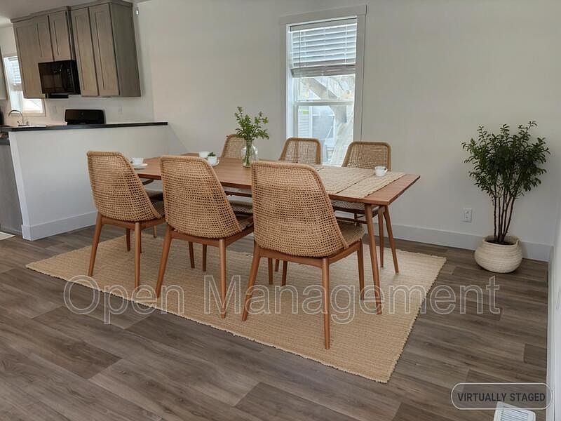 1st image of 825 1st Ave E Lot 103
