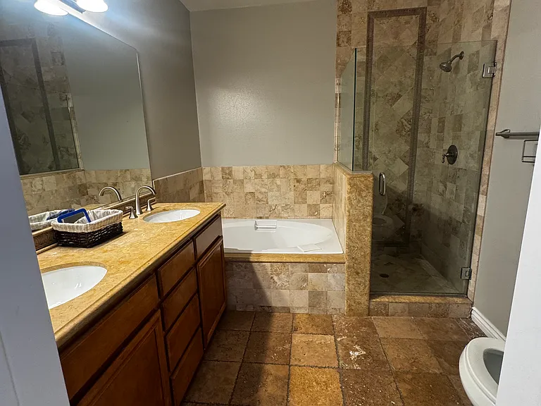 10715 Camarillo St #101 — Photo 17