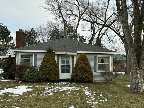 2nd image of 6700 Hanna Lake Ave SE