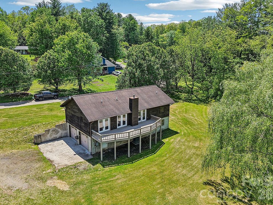 1st image of 48 Chambers View Dr