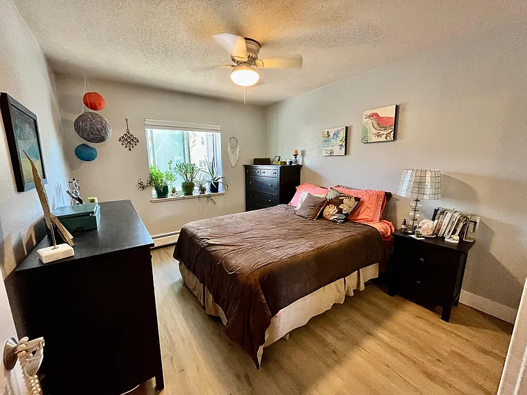 188 S Logan St #205 — Photo 17