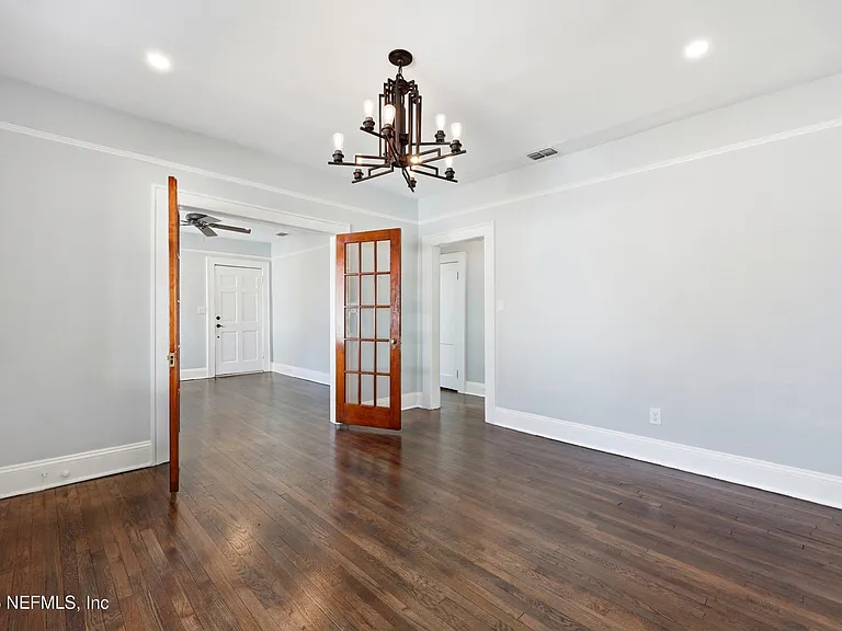 2614 Dellwood Ave — Photo 11