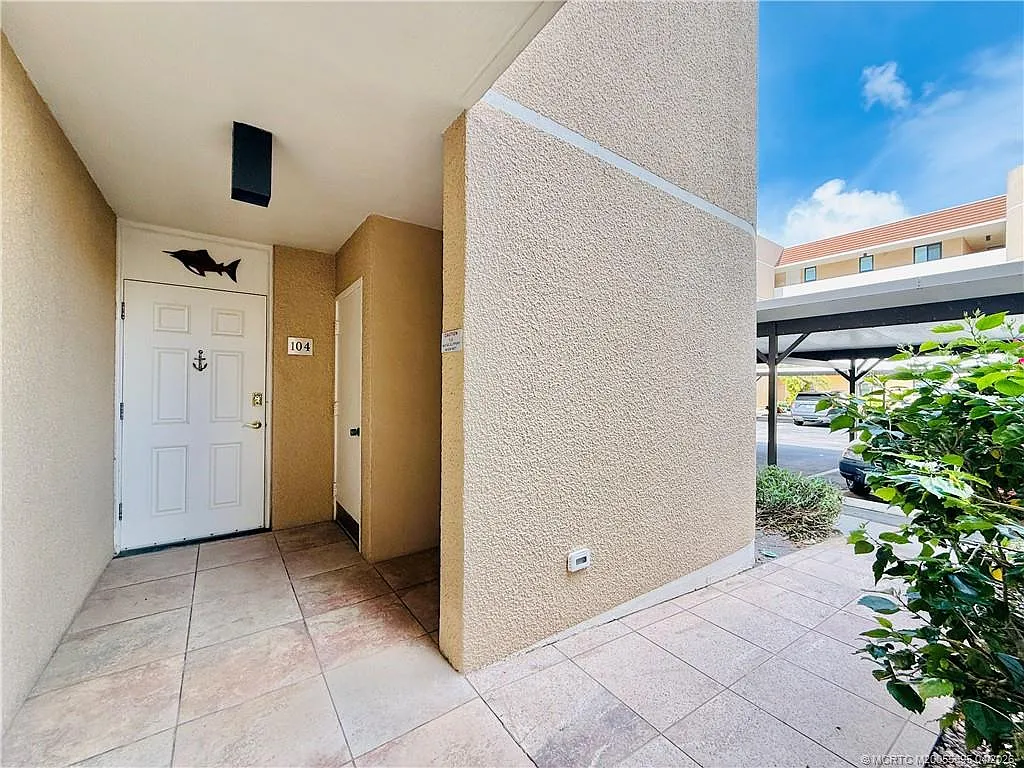 2 bed, 2.0 bath, 1102 sqft, $2,500 — Photo 4