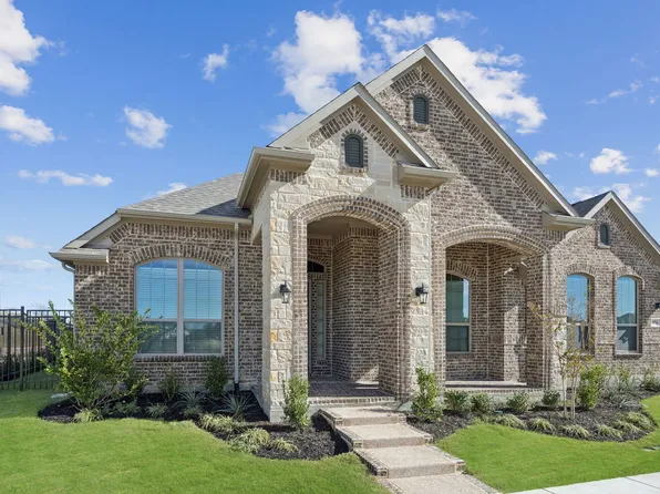 1016 Sunflower St, Crowley, TX 76036