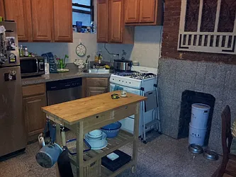 Rented by ZealEstate Group Inc