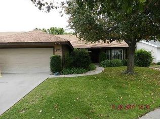 7608 Rudnick Ave, Canoga Park, CA 91304