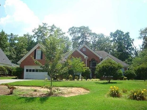 1st image of 609 1st St