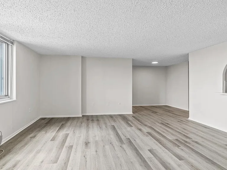 1504 Locust St #2B2BA — Photo 20