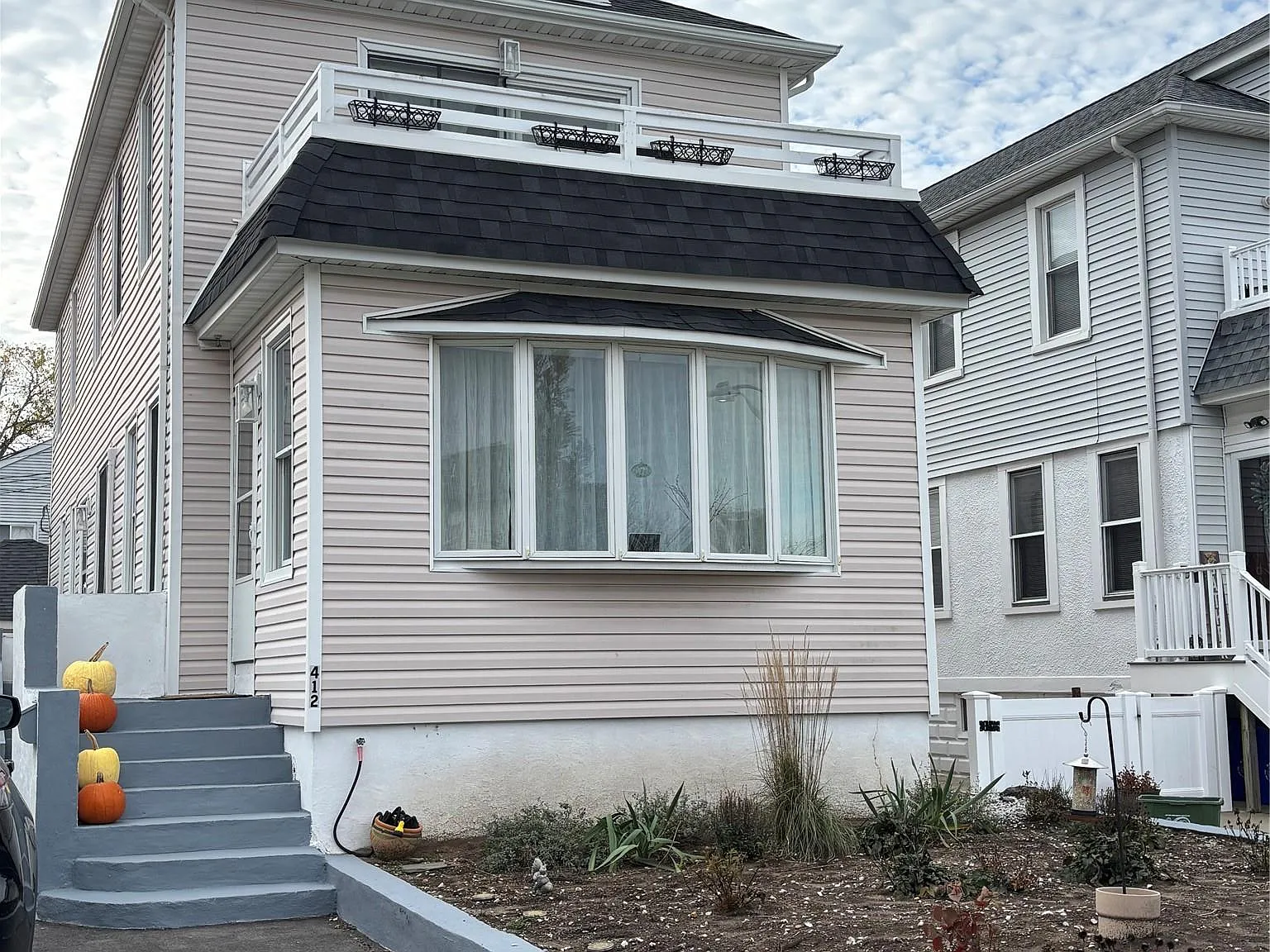 3 bed, 2.0 bath, 1791 sqft, $5,000 — Photo 1