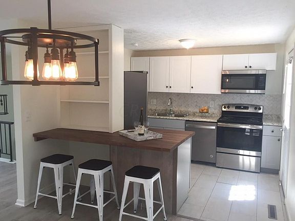 5th image of 4095 Jonquil St