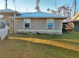 203 Acme Ln, Lynn Haven, FL 32444