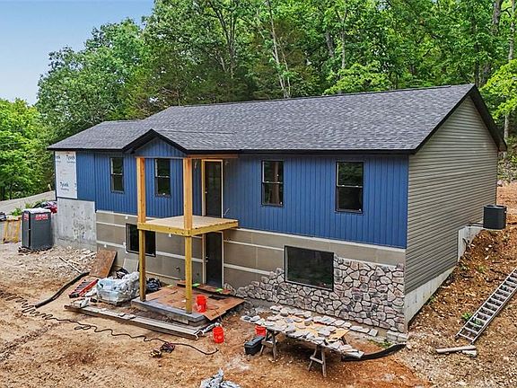 2nd image of 100 S Lake Dr