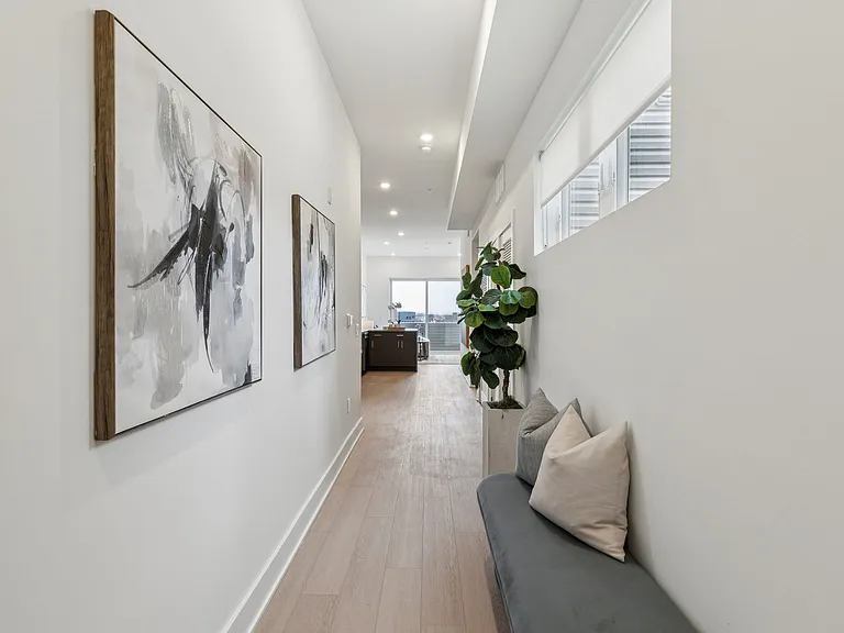 The Atrium — Photo 187