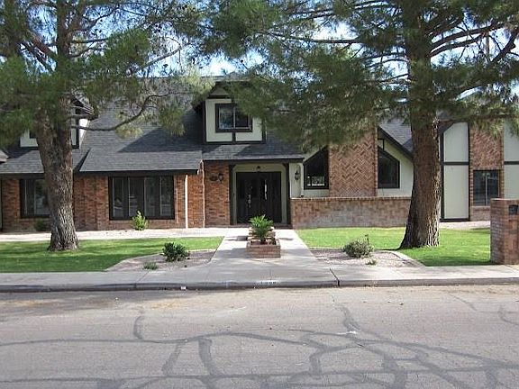 3rd image of 1820 E Lockwood St