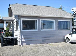 8124 E Daniels Loop, Pt Orchard, WA