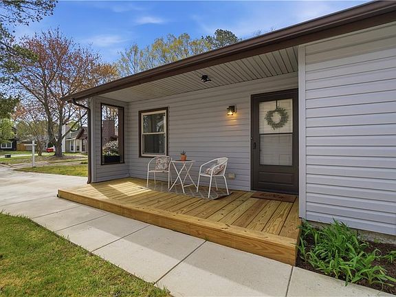 3rd image of 1105 Ginger Ridge Ct