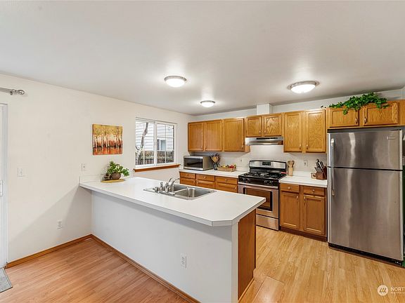 3rd image of 1111 NW Elwha Street