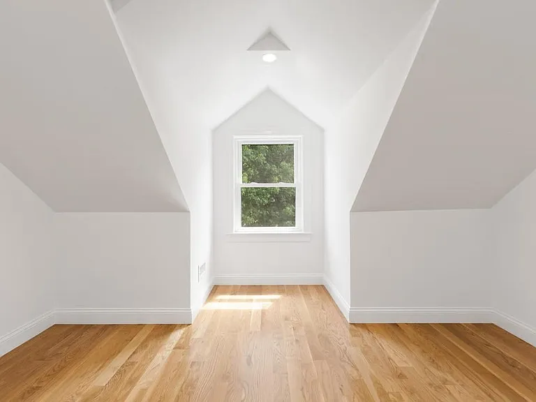 55 Ralph St — Photo 14