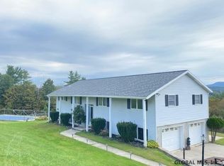 17 Brud Way, Hoosick Falls, NY 12090