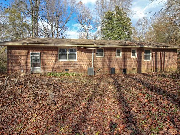 4th image of 176 Orchid Dr