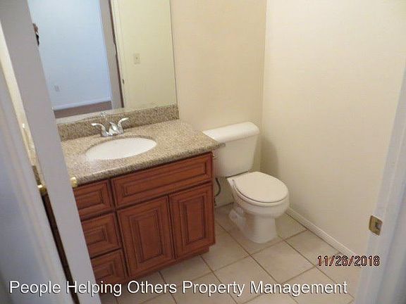 5th image of 3707 Hilltop Dr APT 7
