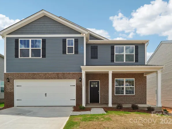 11131 Cardinal Creek Ave, Charlotte, NC 28215