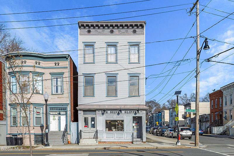 4th image of 97 Henry Johnson Boulevard