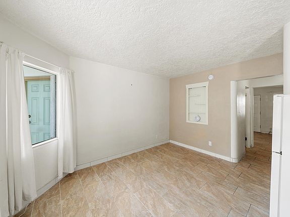 2nd image of 901 3rd St N APT 14