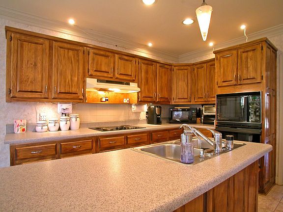 Well Appointed Kitchen with Tons of Counter and Cabinet Space
