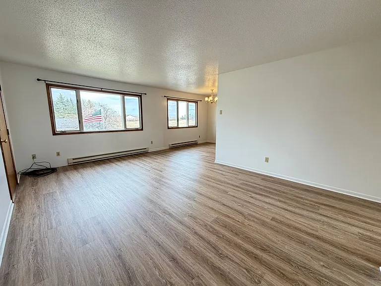 3211 John Ave — Photo 6